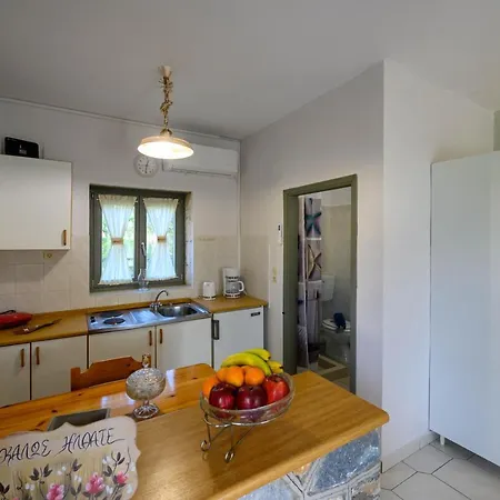 Ferienwohnung Μαϊστράλι Kotronion  Exterior foto